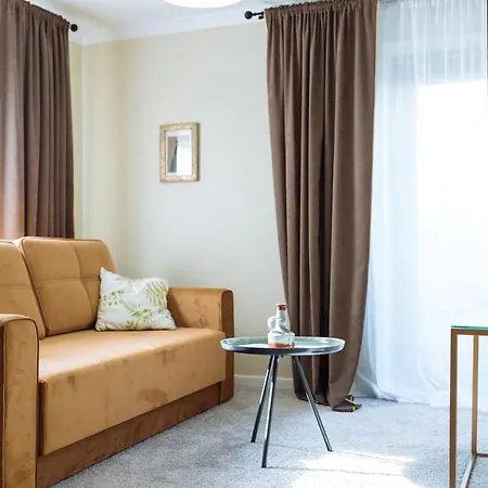 Vernis Boutique & Lodges Inn *