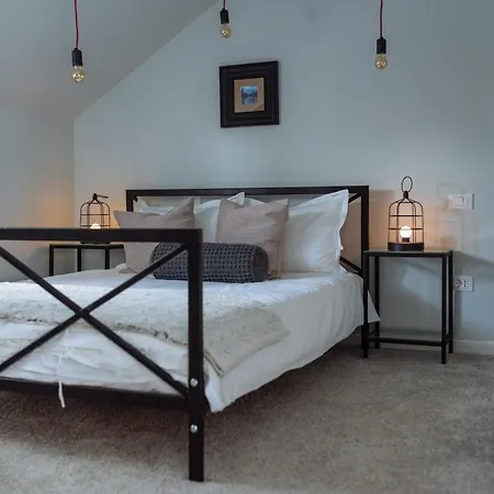 Vernis Boutique & Lodges Inn *
